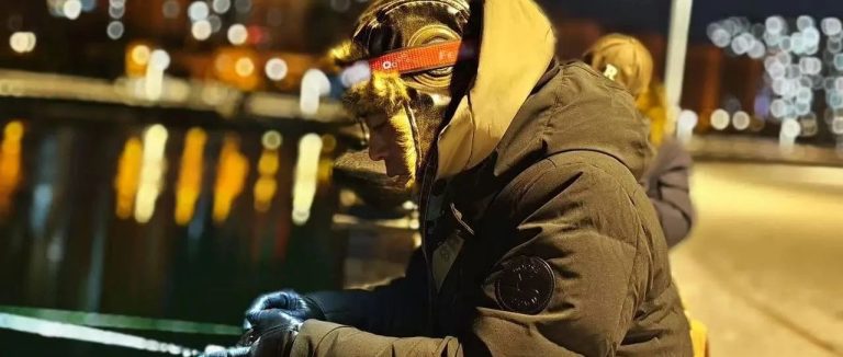 钓鱼鄙视链底层的逆袭：那些让人脸红的实战技巧，不体面但管用的蹭钓指南